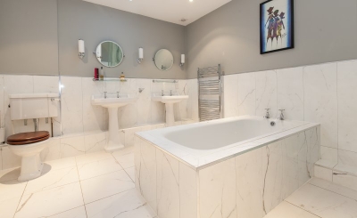 IMG5999571f40b8d7baa