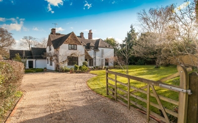 IMG8889571f416918124